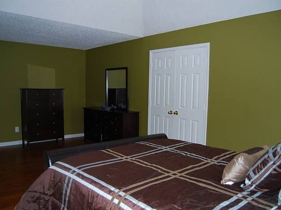 Very spacious master bed