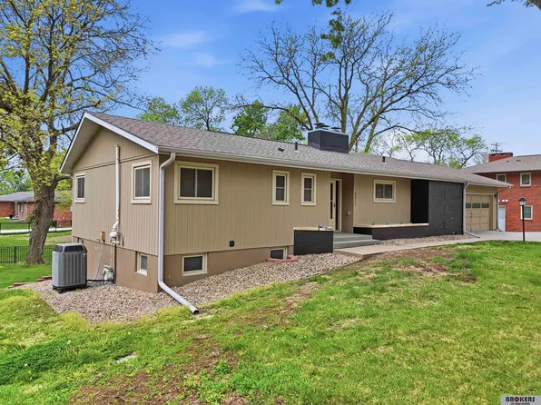 3311 Calvert St, Lincoln, NE 68506