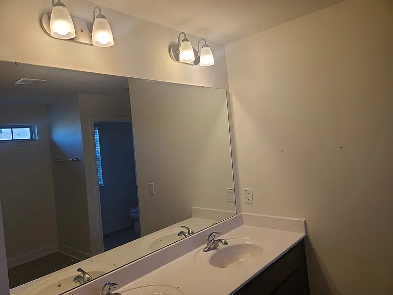 6005 Abelia Ct — Photo 10