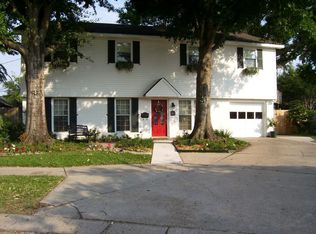 9404 Dante Ct, River Ridge, LA 70123