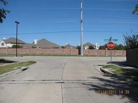 2nd image of 1549 Meandering Way