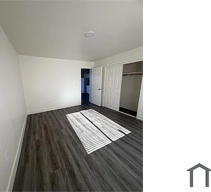 1810 E 25th St — Photo 9
