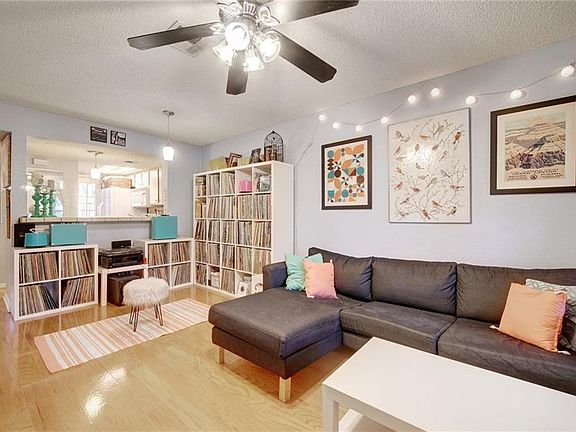 2nd image of 2104 Cullen Ave #121
