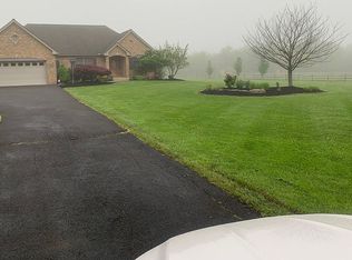 181 Mountain View Rd, Sellersville, PA 18960