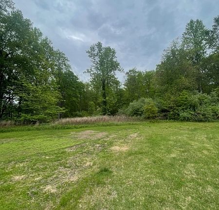 3rd image of 47 Britten Rd