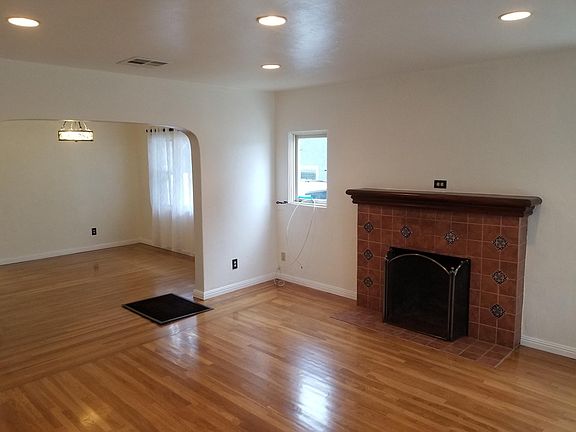 2nd image of 3735 Bancroft St
