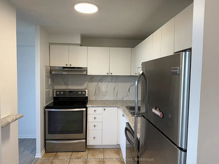 2900 Battleford Rd N #1008 — Photo 8
