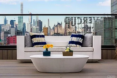 Sold by Chase Global Realty Corp