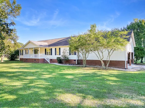 2716 Camp Creek Rd, Lancaster, SC 29720