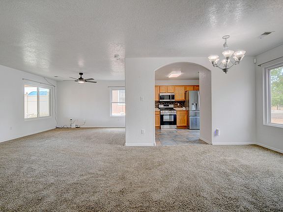 4th image of 440 2nd St SW