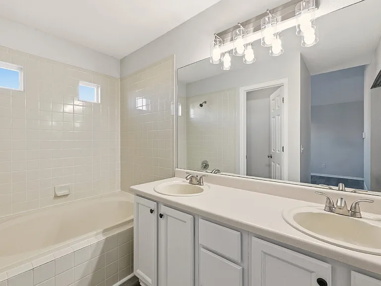12575 S Beaver Creek Way — Photo 17