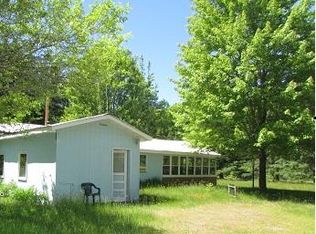 W13247 Parkway Rd, Athelstane, WI 54104