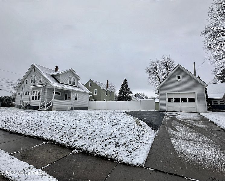 3rd image of 22 Finlay Street