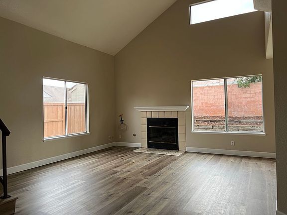 Spacious living room