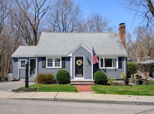 133 Grove St, Quincy, MA 02169