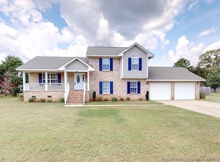 101 Covey Ct, Raeford, NC 28376