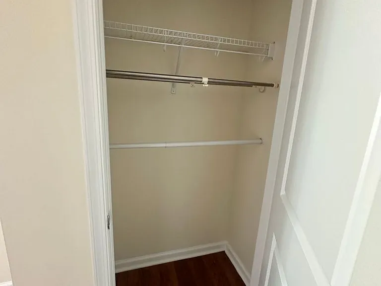 5609 Jefferson St — Photo 26