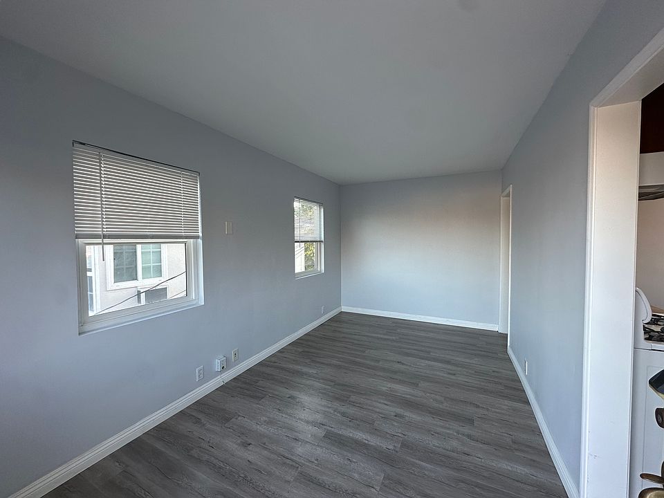 1st image of 1449 N Altadena Dr #1449