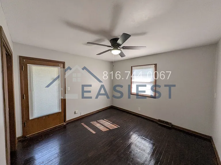 8650 E 109th St — Photo 11