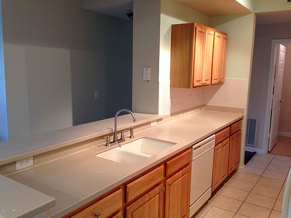 5th image of 10075 N GATE Parkway #2912