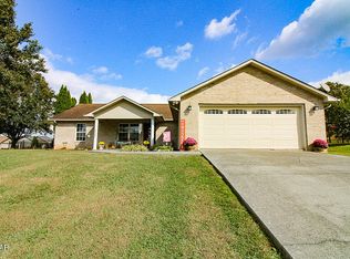 1659 Turtle Dove Trl, Sevierville, TN 37862