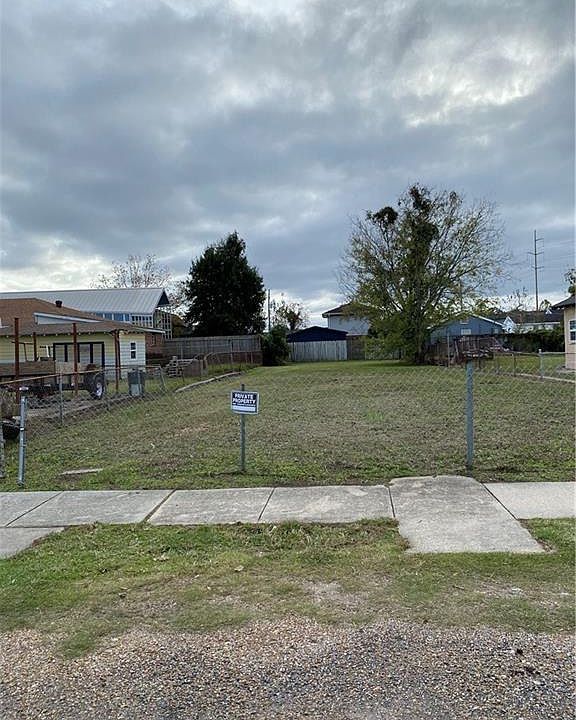 1st image of 9318 Pritchard Pl