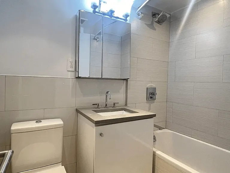 752 W End Ave #3F — Photo 4