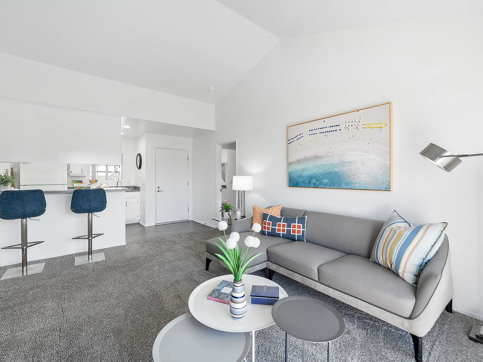 Hampton Pointe — Photo 3