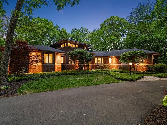 2nd image of 4166 Mystic Oak Ct NE