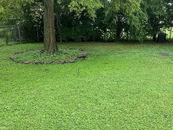 5th image of 196 Lakeside Park Dr