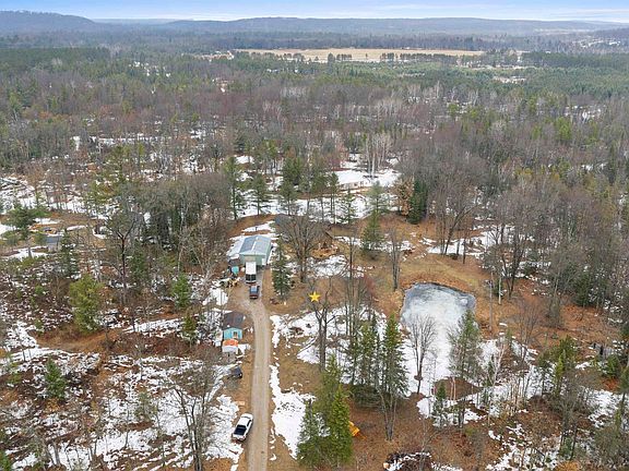 4th image of W8796 Smith Creek Rd
