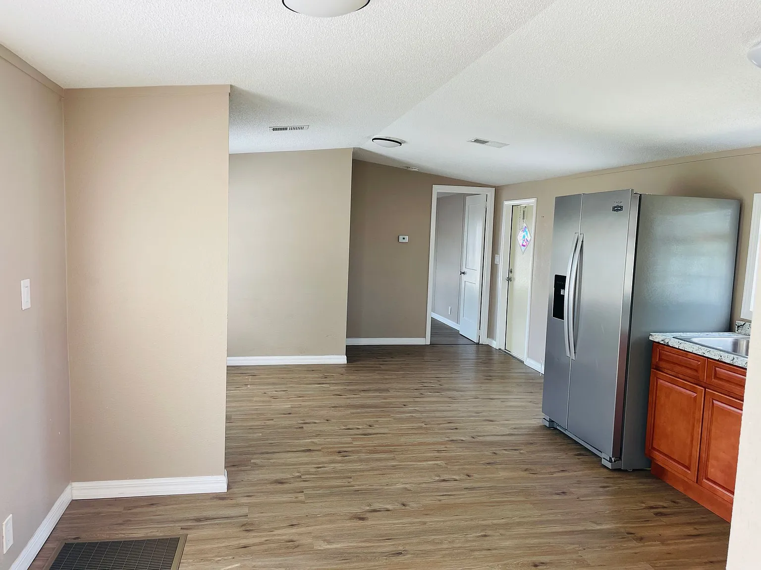 The Shire Mobile Home Ne Palm Bay For Rent! — Photo 4