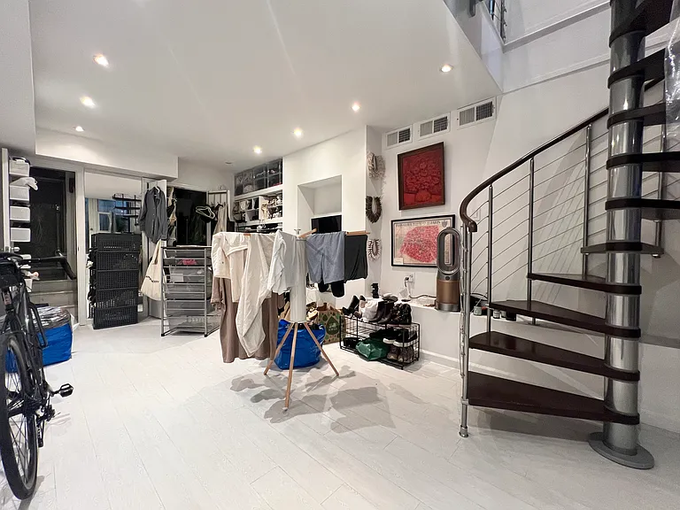 72 Irving Pl #1 — Photo 6