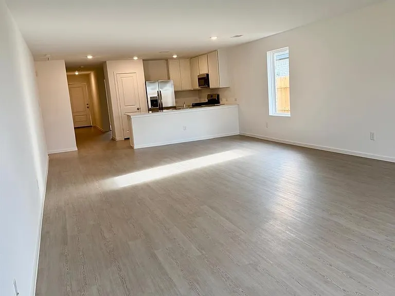 28807 Golden Wheat Ct — Photo 3