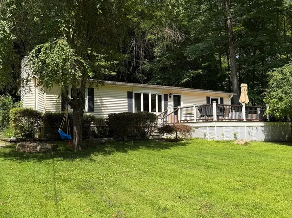 21 Deerfield Drive, Ashford, CT 06278