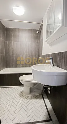 Rented by City Connections Realty | media 25