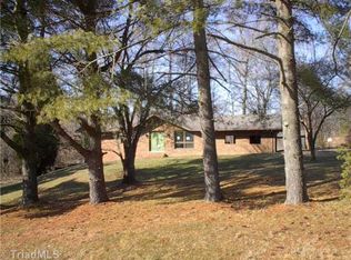 313 Quail Hollow Rd, Thomasville, NC 27360