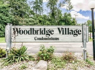53458 Old Woodbridge Ct, South Bend, IN 46637