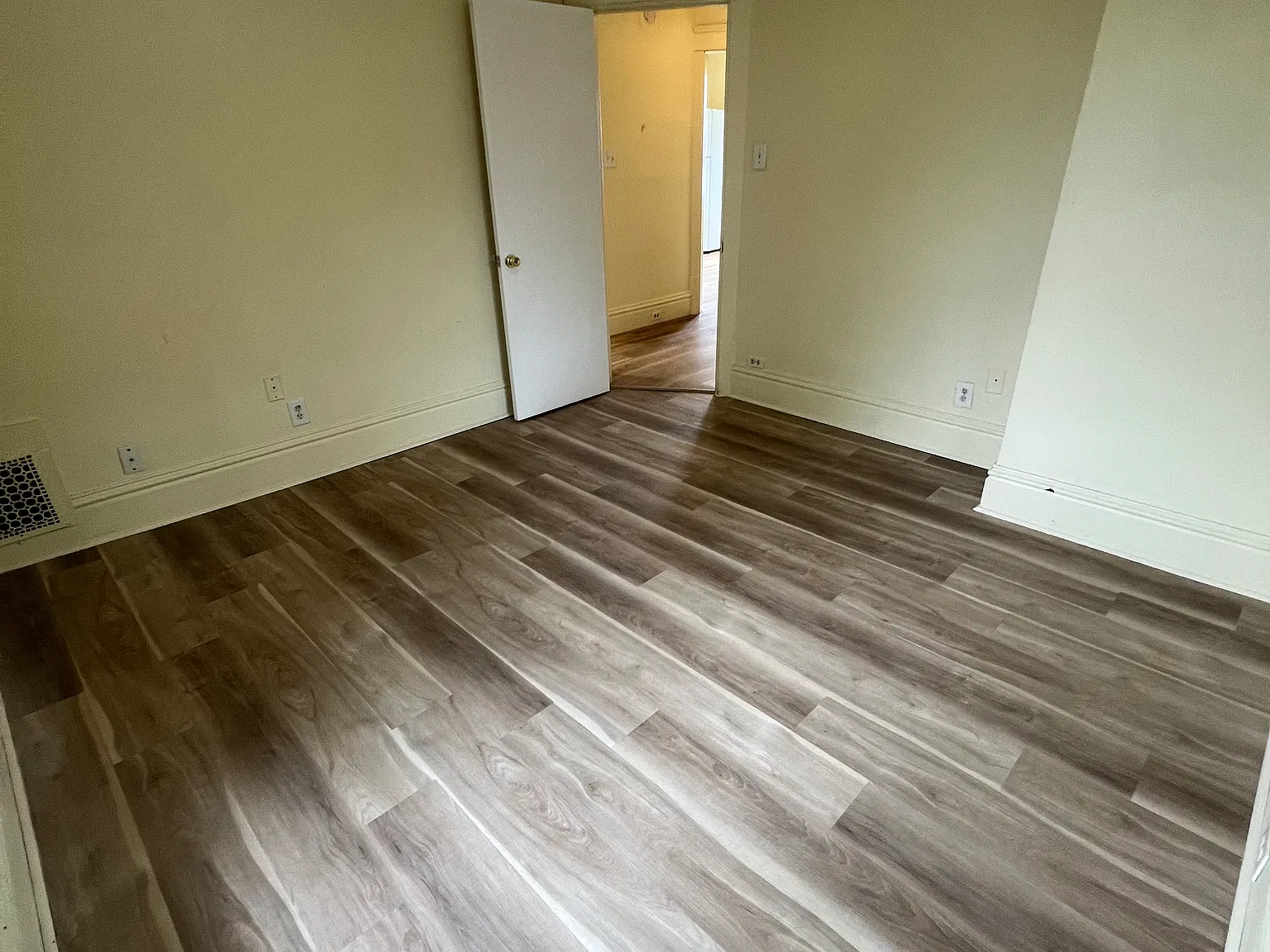 2 bed, $850 — Photo 4