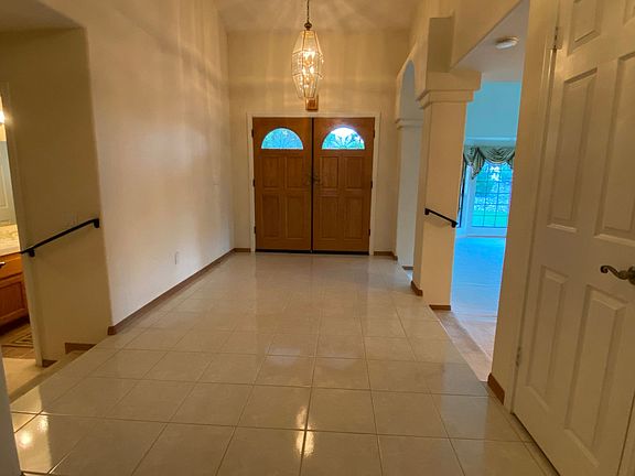 4th image of 1421 Fuerte Heights Ln