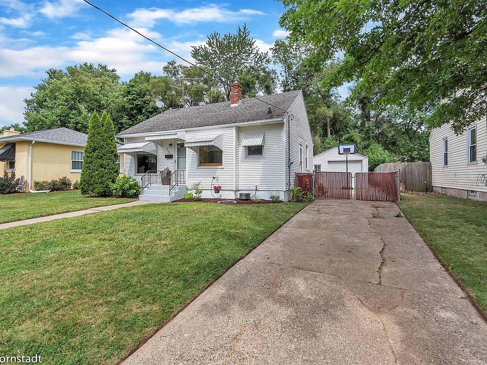 1st image of 3044 Woodward Ave SW