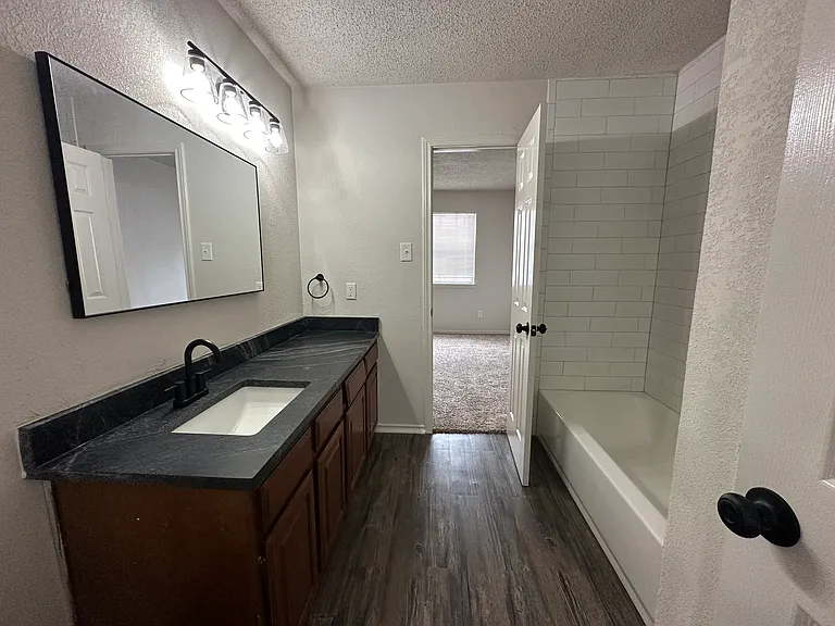 10410 Cymbal Dr — Photo 8