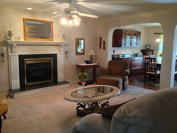 3rd image of 1302 Wesley Ave