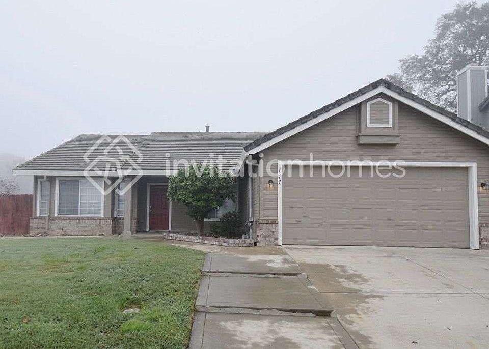 1st image of 177 S Emerald Oak Dr