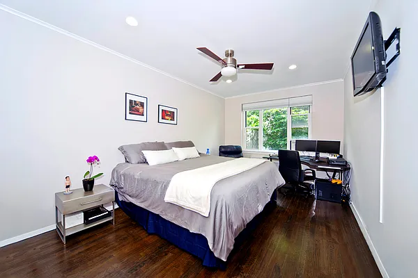 Sold by Tungsten Properties | media 15