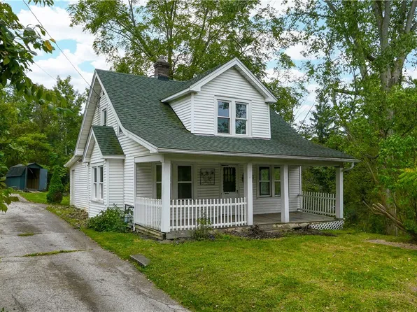 420 N Chillicothe Rd, Aurora, OH 44202