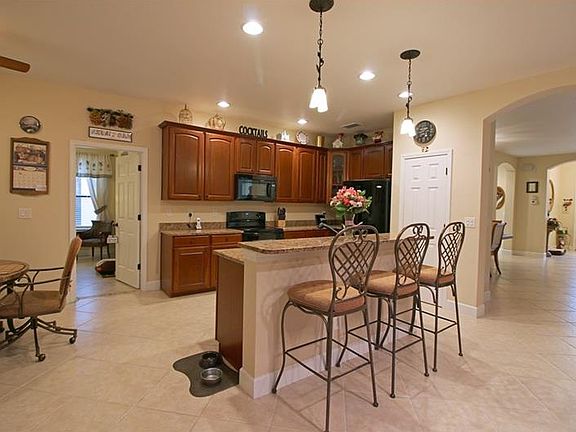 3rd image of 2601 Valerian Way