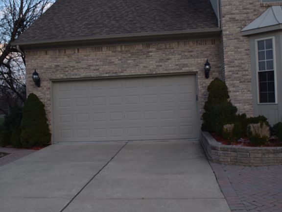 Two and a half Car Garage