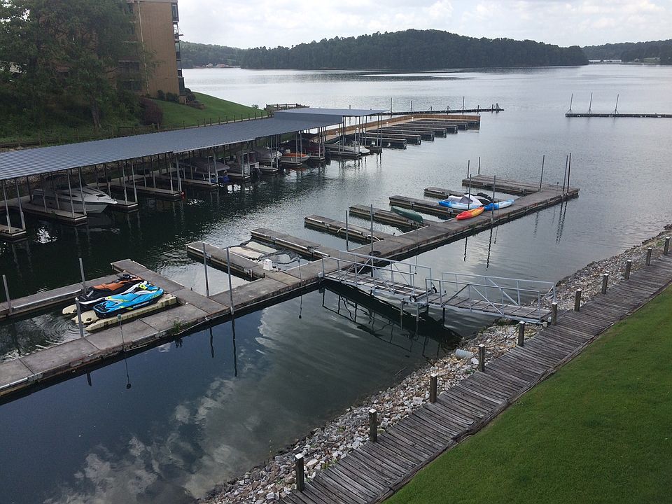 1st image of 4228 Lakeshore Ln