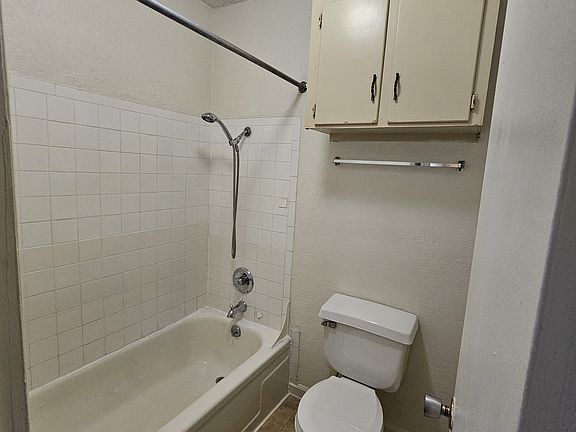5th image of 1508 Oxford Pl #8